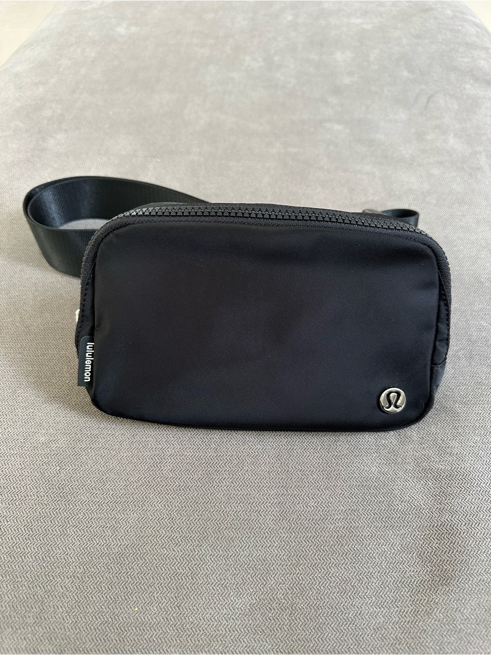 Lululemon Everywhere Belt Bag 1L